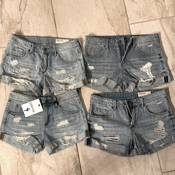 Destructed Denim shorts - Picture 10 of 12